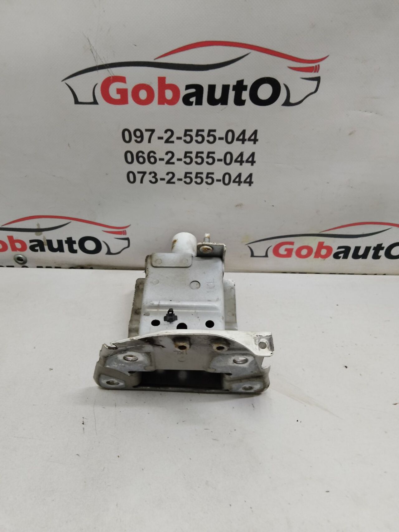 Б/У Кронштейн клик підсилювача перед бампера лівий NISSAN JUKE М145 751151KM0A