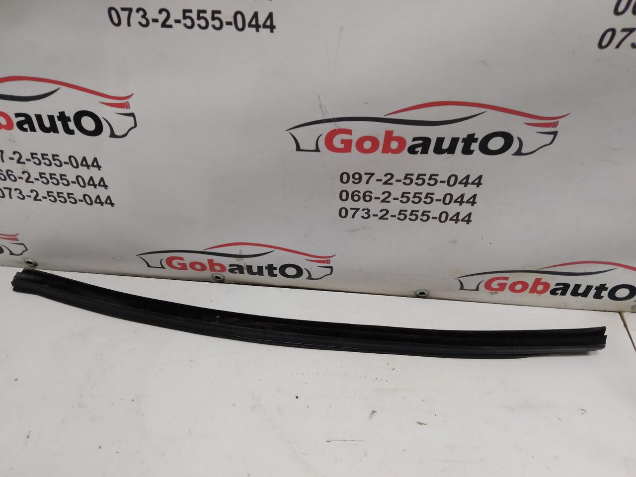 Б/У Ущільнювач дверки перед лівої нижній NISSAN QASHQAI J11 808394EA0A