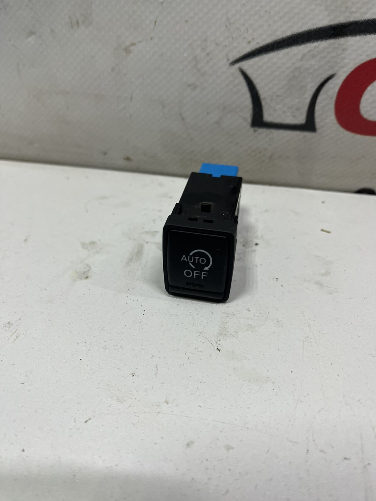 Б/У Вимикач системи старт стоп NISSAN QASHQAI J11 М114 251531VA0A