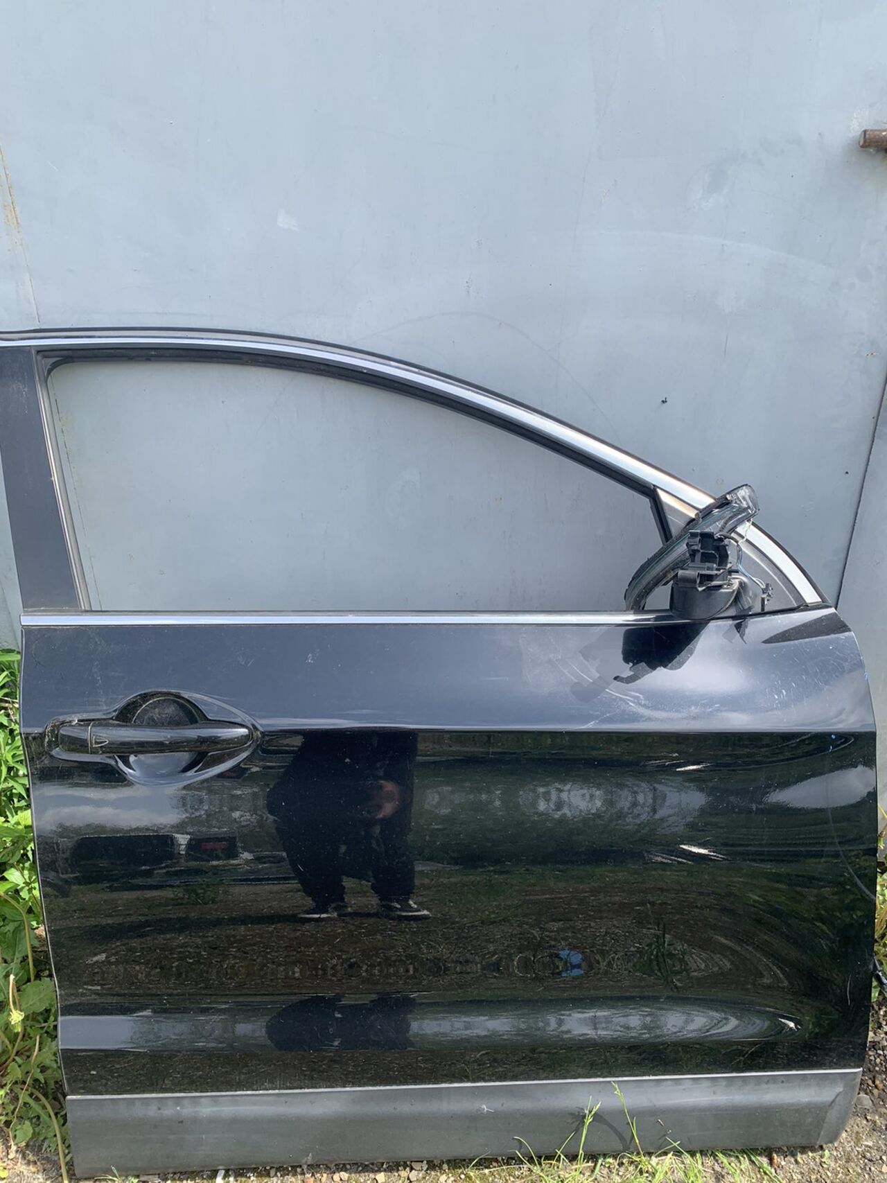 Б/У Дверка перед права NISSAN ROGUE SPORT H010M1VKMA