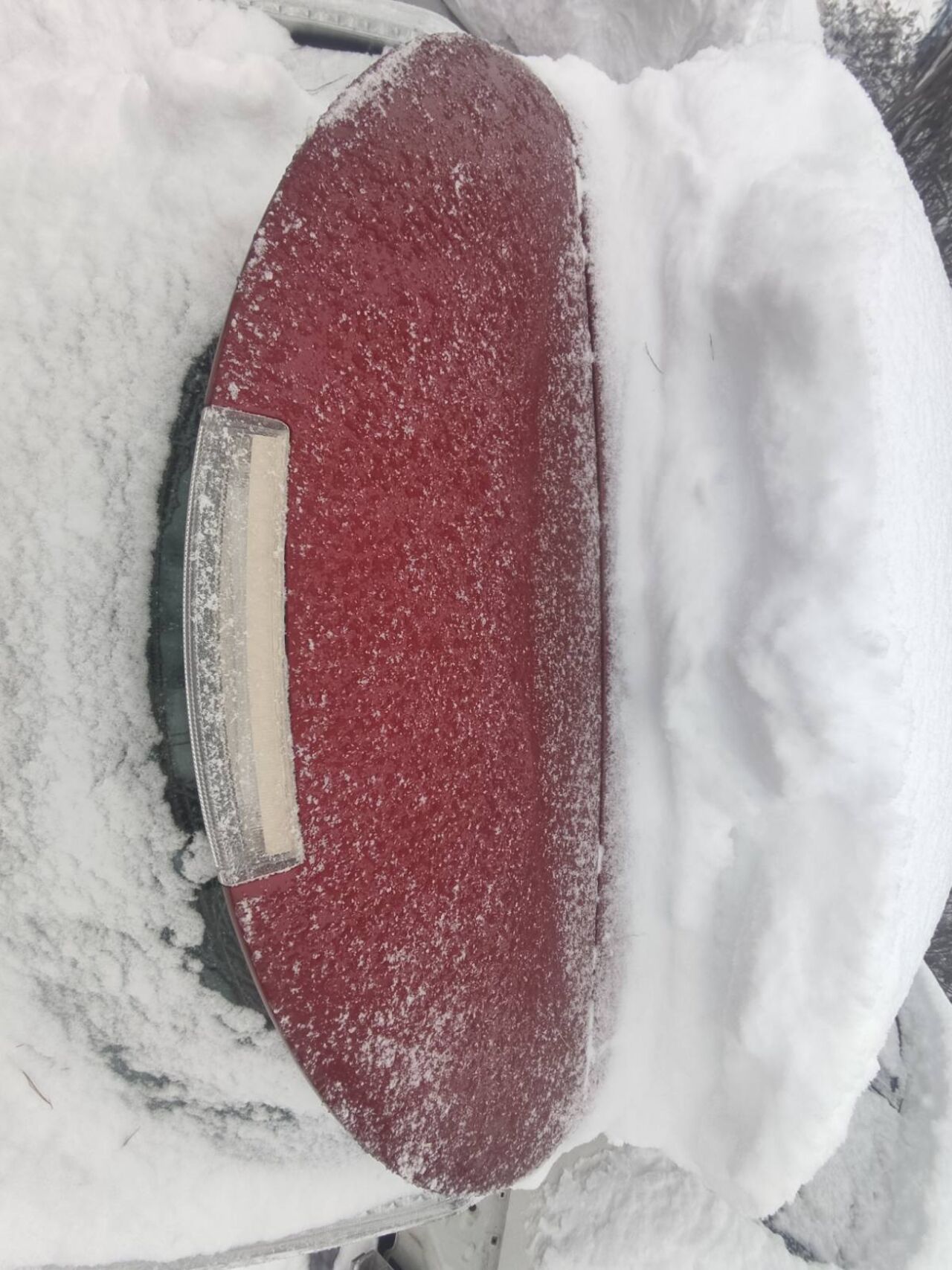 Б/У Спойлер голий зад червоний NISSAN LEAF 96032-3NF0A