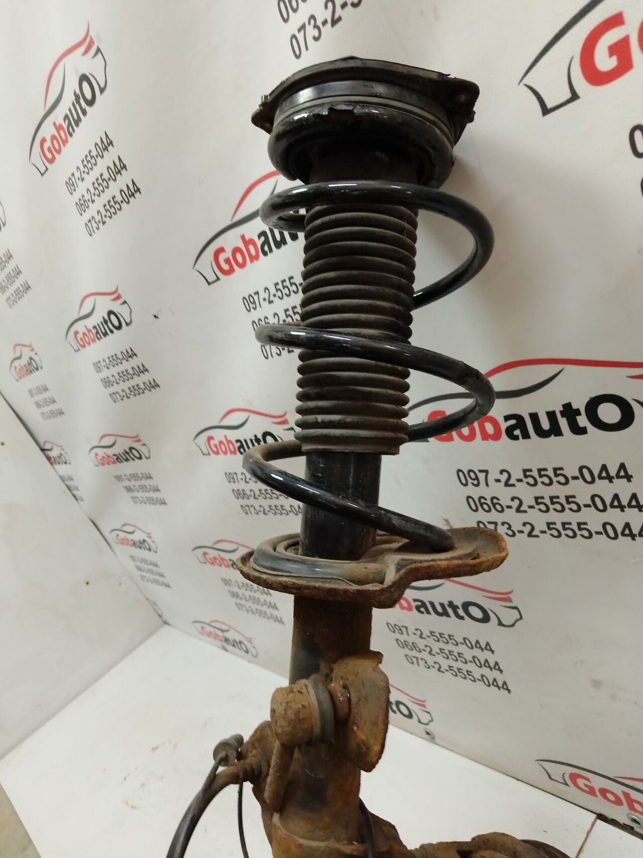 Б/У Амортизатор передній правий NISSAN JUKE М103 E43021KC2B