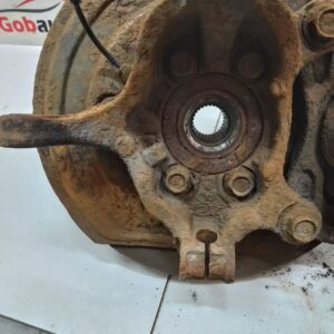 Б/У Кулак поворотний передній лівий NISSAN JUKE М103 400151KK0A
