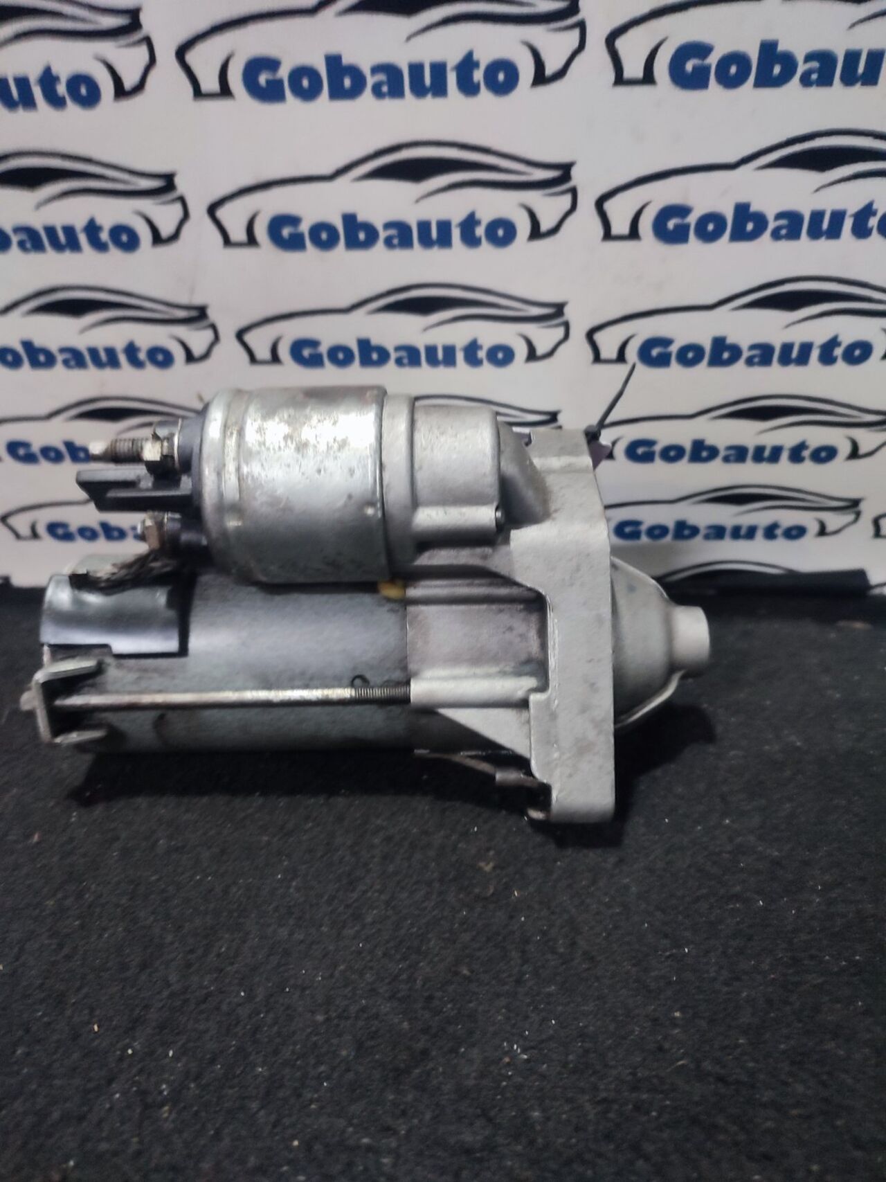 Б/У Стартер 1.5dci Valeo RENAULT SCENIC III Megane II-III Clio III Laguna III Nissan Qashqai 233003329r