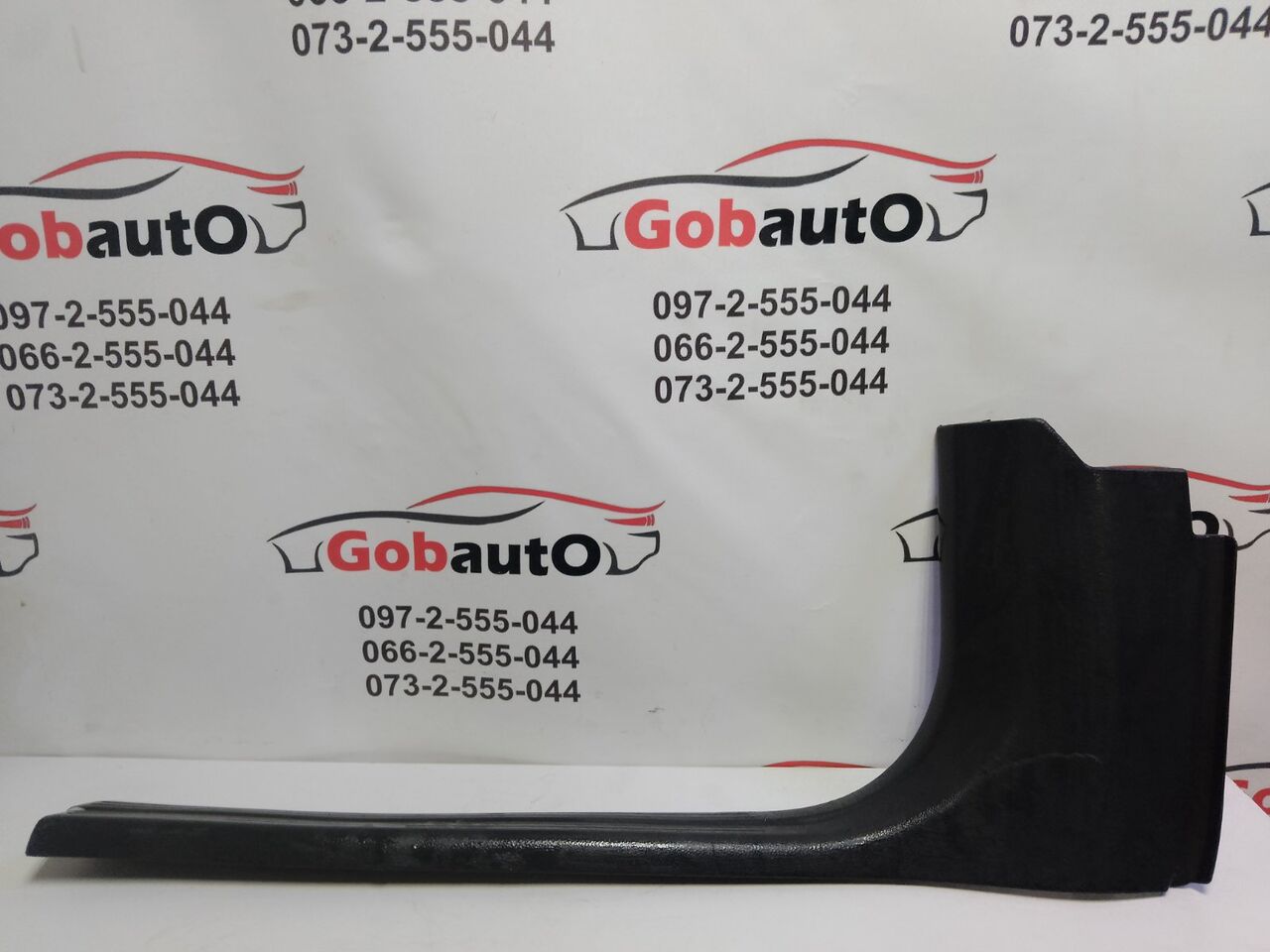 Б/У Накладка порога ліва MERCEDES A180 W176 A246 680 03 06