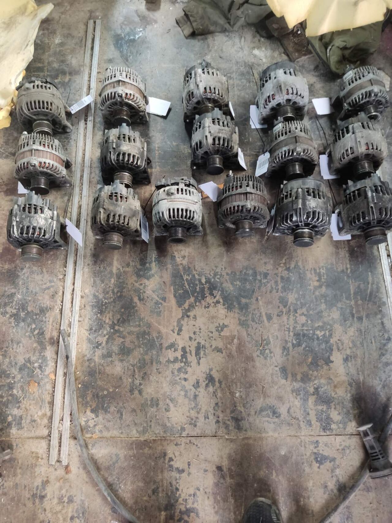 Б/У Генератор 2.0 dCi NISSAN QASHQAI 23100JD71A