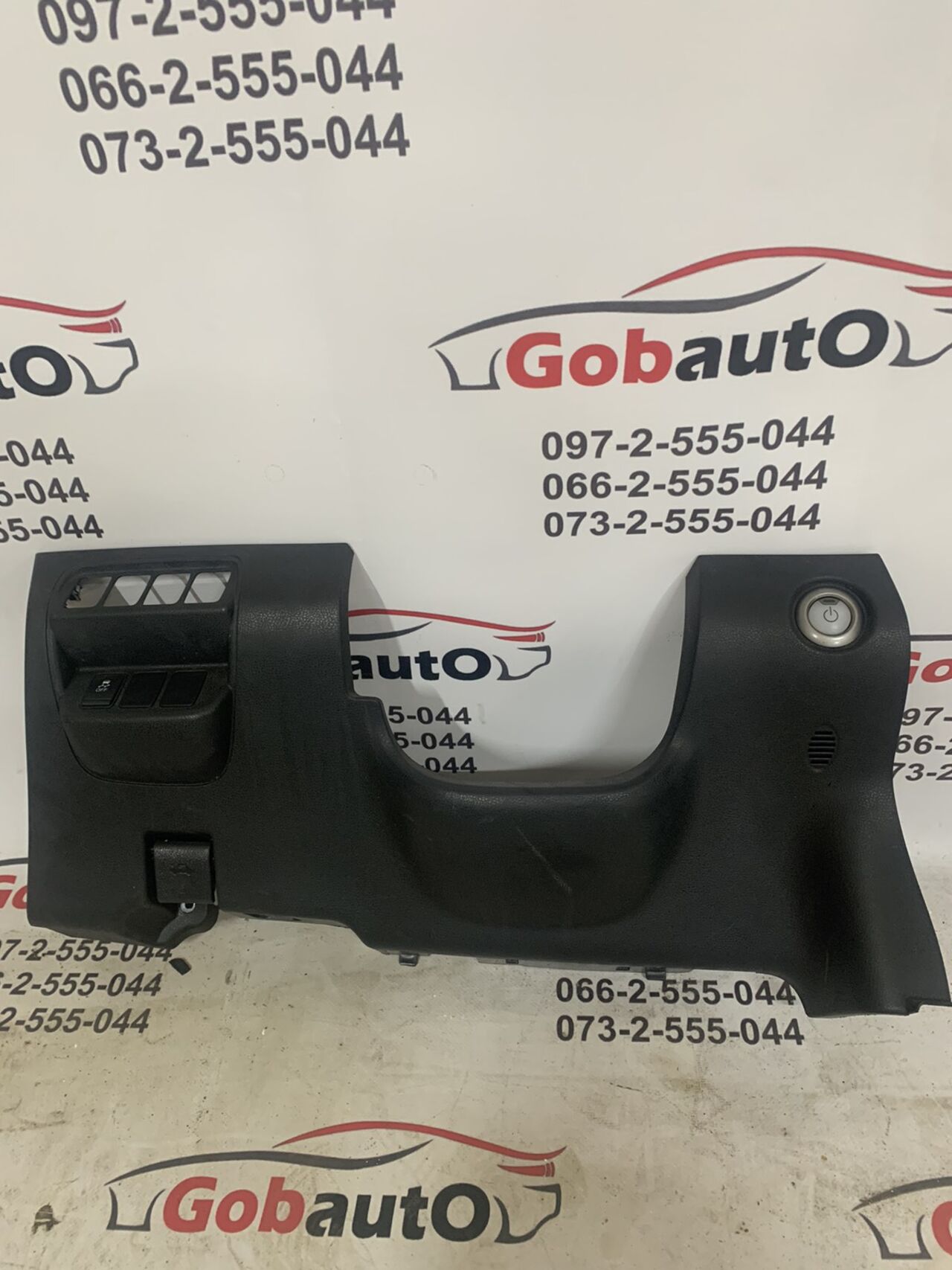 Б/У Накладка торпеди NISSAN LEAF 68106-3NF0A