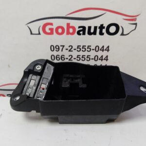 Б/У Кронштейн акумулятора  MERCEDES BENZ CLA 200B SP A2465409611