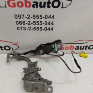 Б/У Піропатрон капота MERCEDES A180 A1179061000