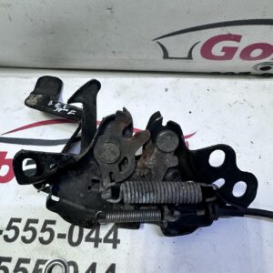 Б/У Замок капоту NISSAN JUKE 656011KE0A