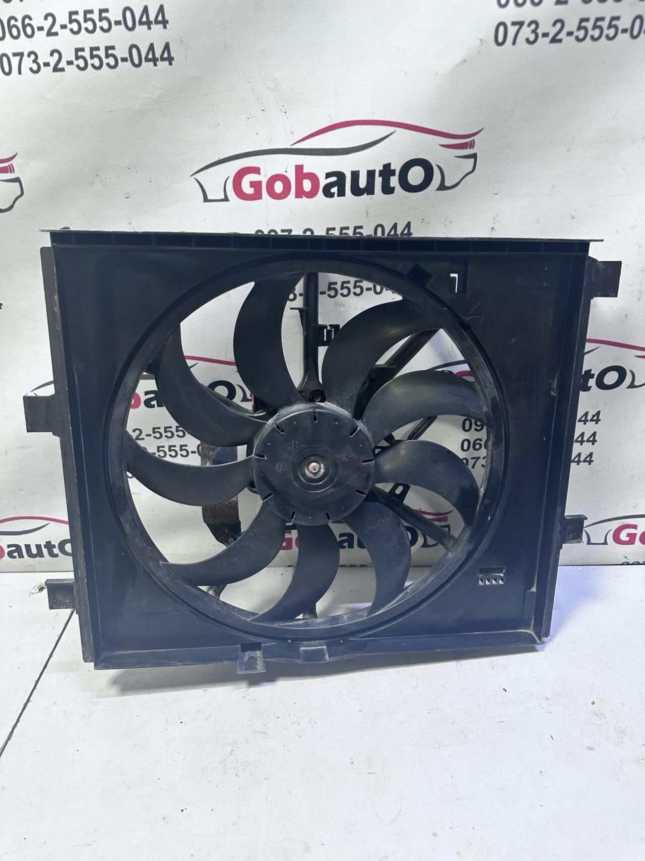 Б/У Вентилятор охолодження 1.6 турбо бензин NISSAN JUKE 214811KCOB