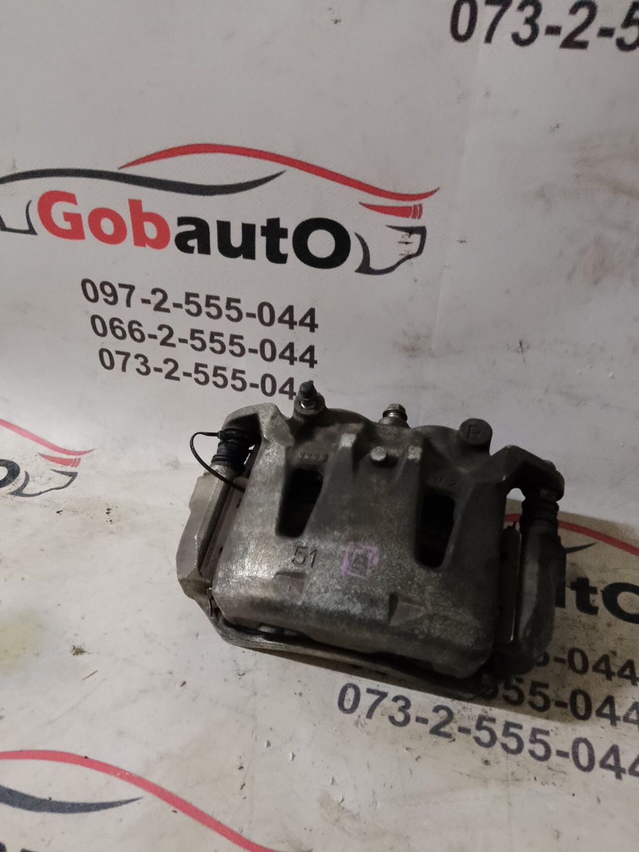 Б/У Супорт передній правий 2 циліндра NISSAN LEAF 410011VA0B