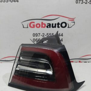Б/У Ліхтар правий зовнішній крило 3 піни TESLA MODEL 3 1077398-00-H