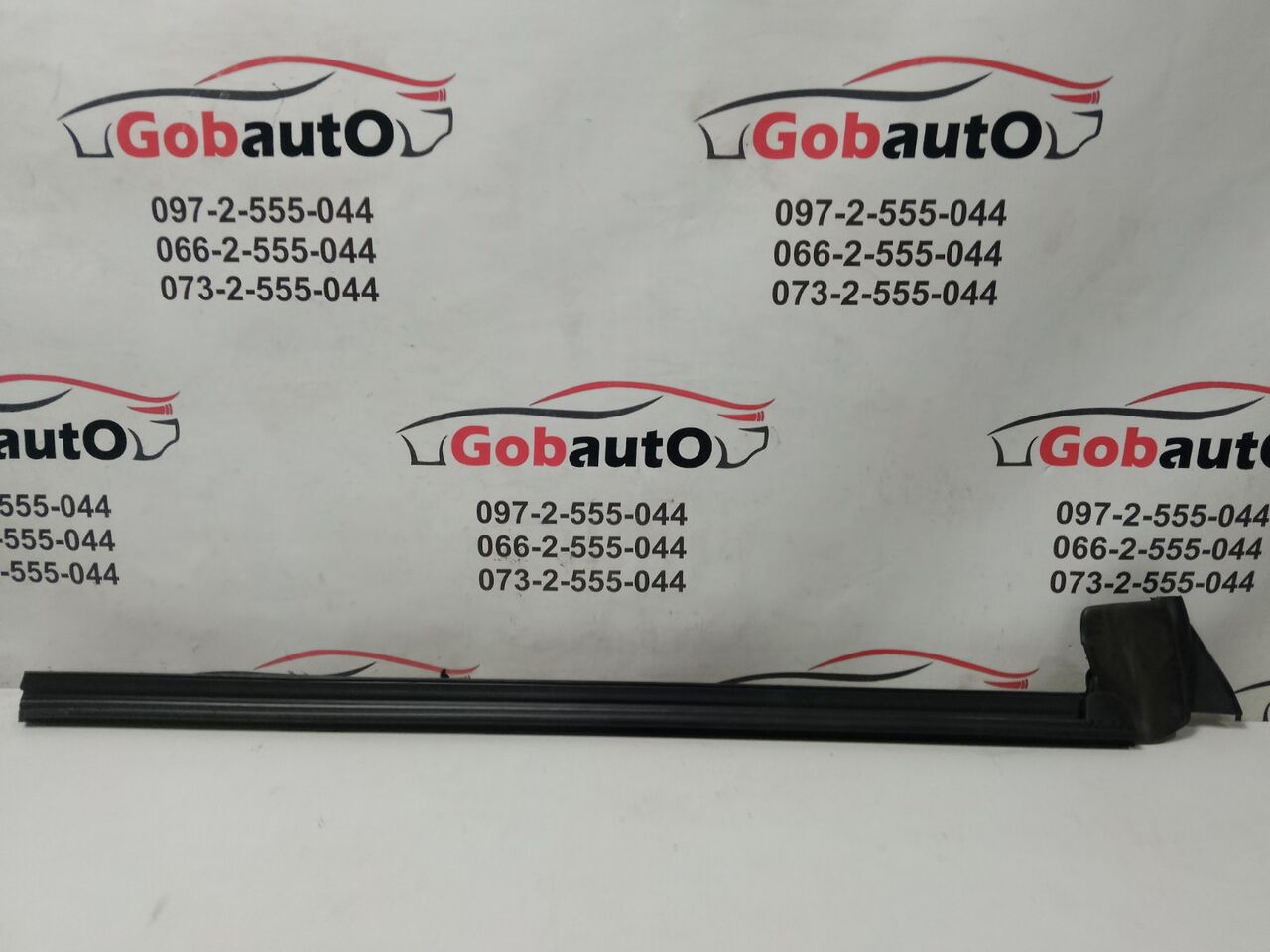 Б/У Ущільнювач скла внутрішній передніх лівих дверей TESLA MODEL Y 1500062-00-C