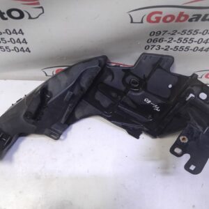 Б/У Кронштейн кріплення лівої фари RENAULT MEGANE III 622230005R