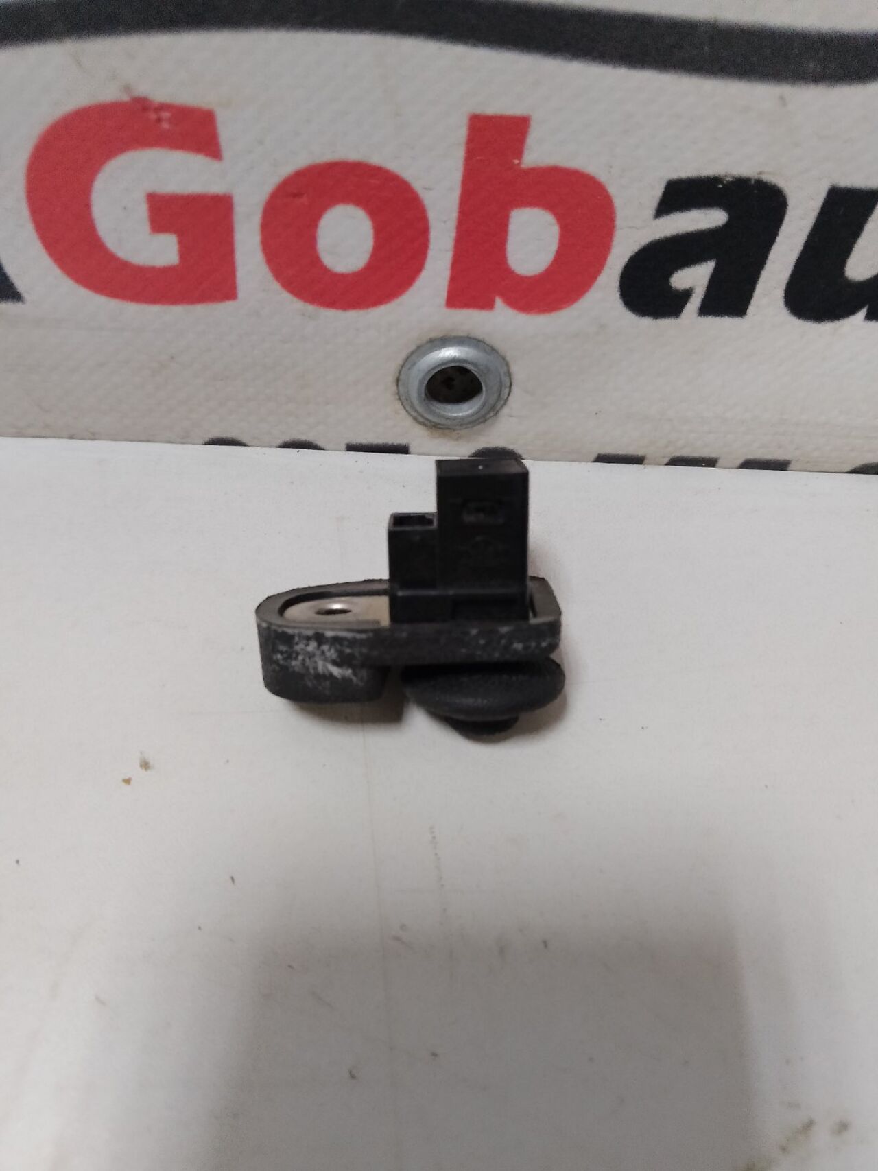 Б/У Датчик закривання дверей (кінцевий вимикач) NISSAN JUKE 25360AD000