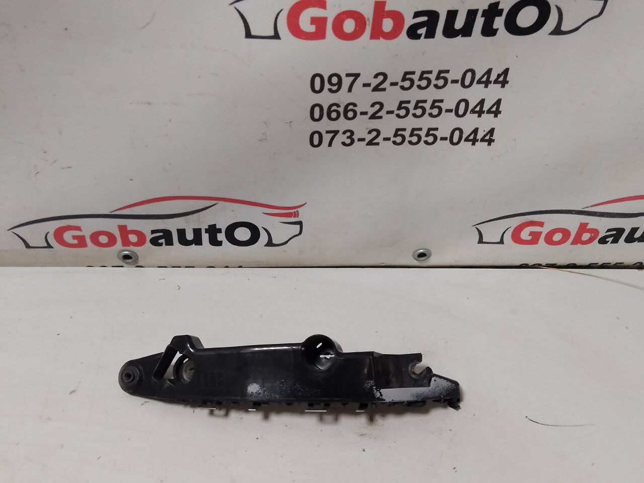 Б/У Кронштейн направляюча бампера переднього ліва NISSAN JUKE M 171 62223BA80A