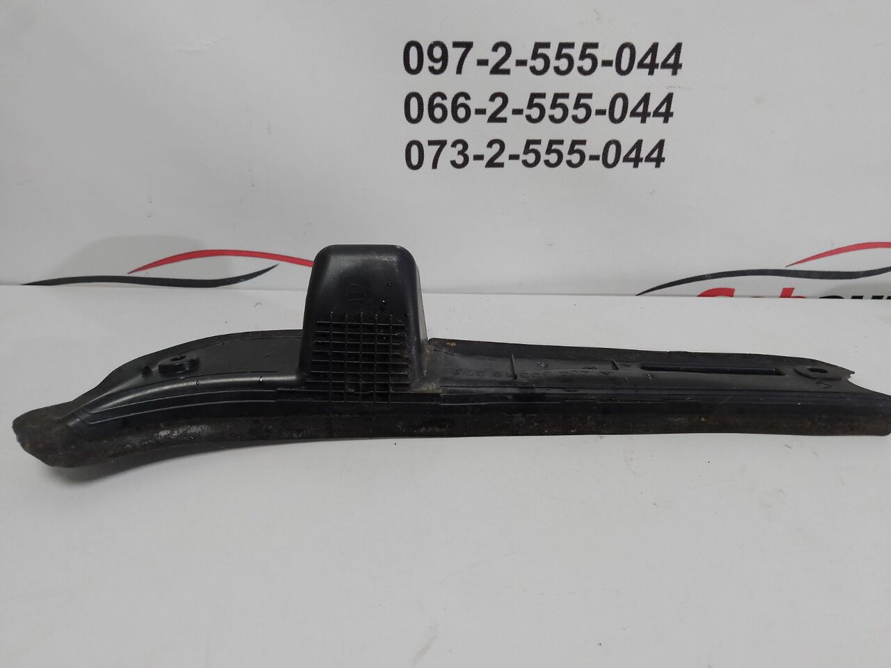 Б/У Накладка петлі багажника права універсал MERCEDES C 220 W204 A2046931833