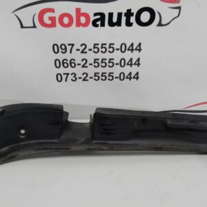 Б/У Накладка петлі багажника ліва  універсал MERCEDES C 220 W204 A2046931733