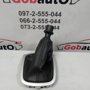 Б/У Кожух куліси КПП RENAULT MEGANE III 8200781240