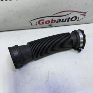 Б/У Патрубок повітряного фільтру гофра 1.5 dci NISSAN JUKE 1657500QAG