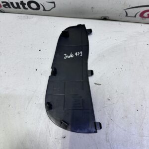 Б/У Накладка торпеди бокова права NISSAN JUKE 684981KZ0A