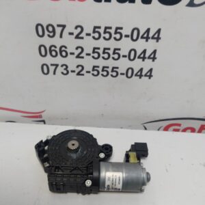 Б/У Моторчик люку блок керування розсувного даху MERCEDES BENZ CLA 200D SP 0390200101