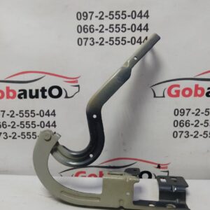 Б/У Петля капоту права PEUGEOT 3008 9682598980