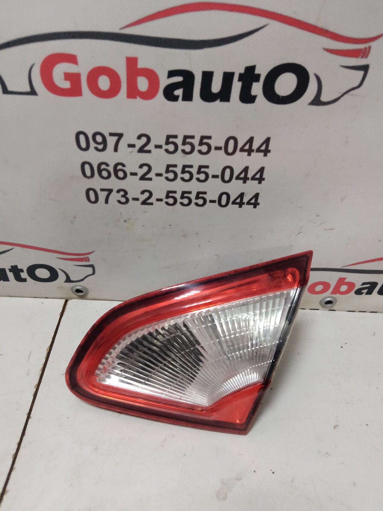 Б/У Ліхтар задній правий в кришку багажника NISSAN QASHQAI J10 26550BR01A