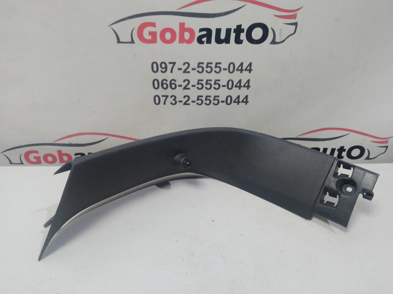 Б/У Накладка обшивка кришки багажника права PEUGEOT 3008 9684323877