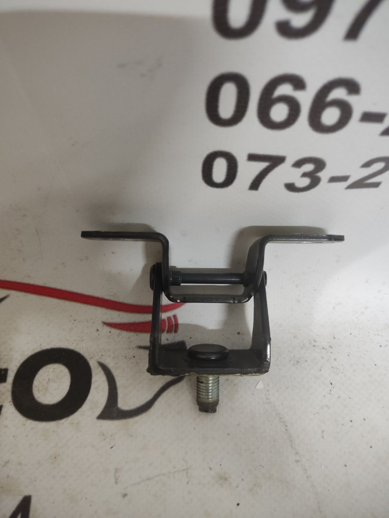 Б/У Петля багажника ліва NISSAN LEAF 904001U60C