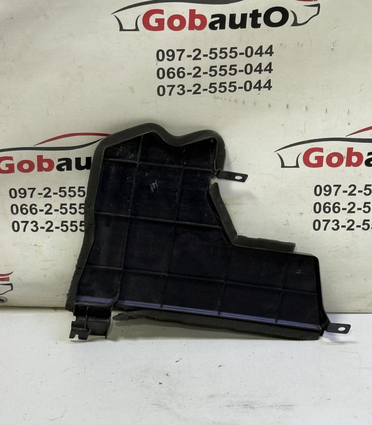 Б/У Дефлектор радіатора нижній лівий NISSAN LEAF 921853NF0A