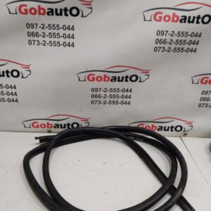 Б/У Ущільнювач дверей передній правий NISSAN QASHQAI J11 М99 808304EA0A