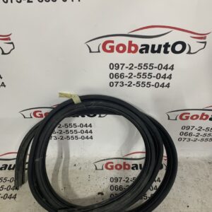 Б/У Ущільнювач задньї лівої дверки  NISSAN QASHQAI J10 76924JD000