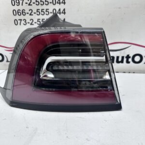 Б/У Ліхтар лівий зовнішній крило 3 піни TESLA MODEL 3  1077397-00-H