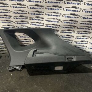 Б/У Накладка стійки задня права NISSAN ROGUE SPORT  769346MA0A