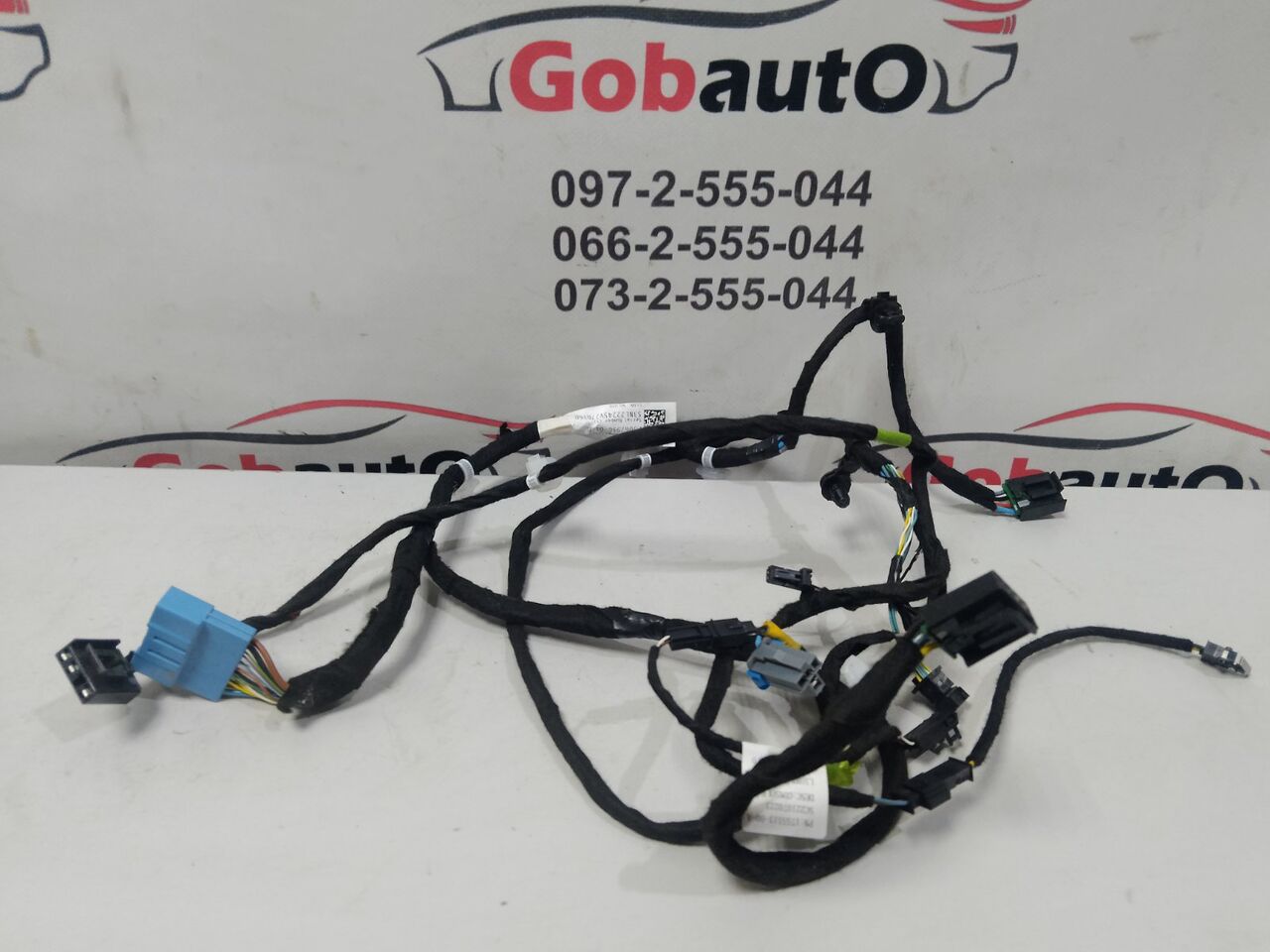 Б/У Проводка центральної консолі TESLA MODEL 3 3067956-01-B