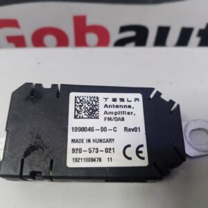 Б/У Блок управління підсилювач антени  TESLA MODEL 3 1098046-00-C