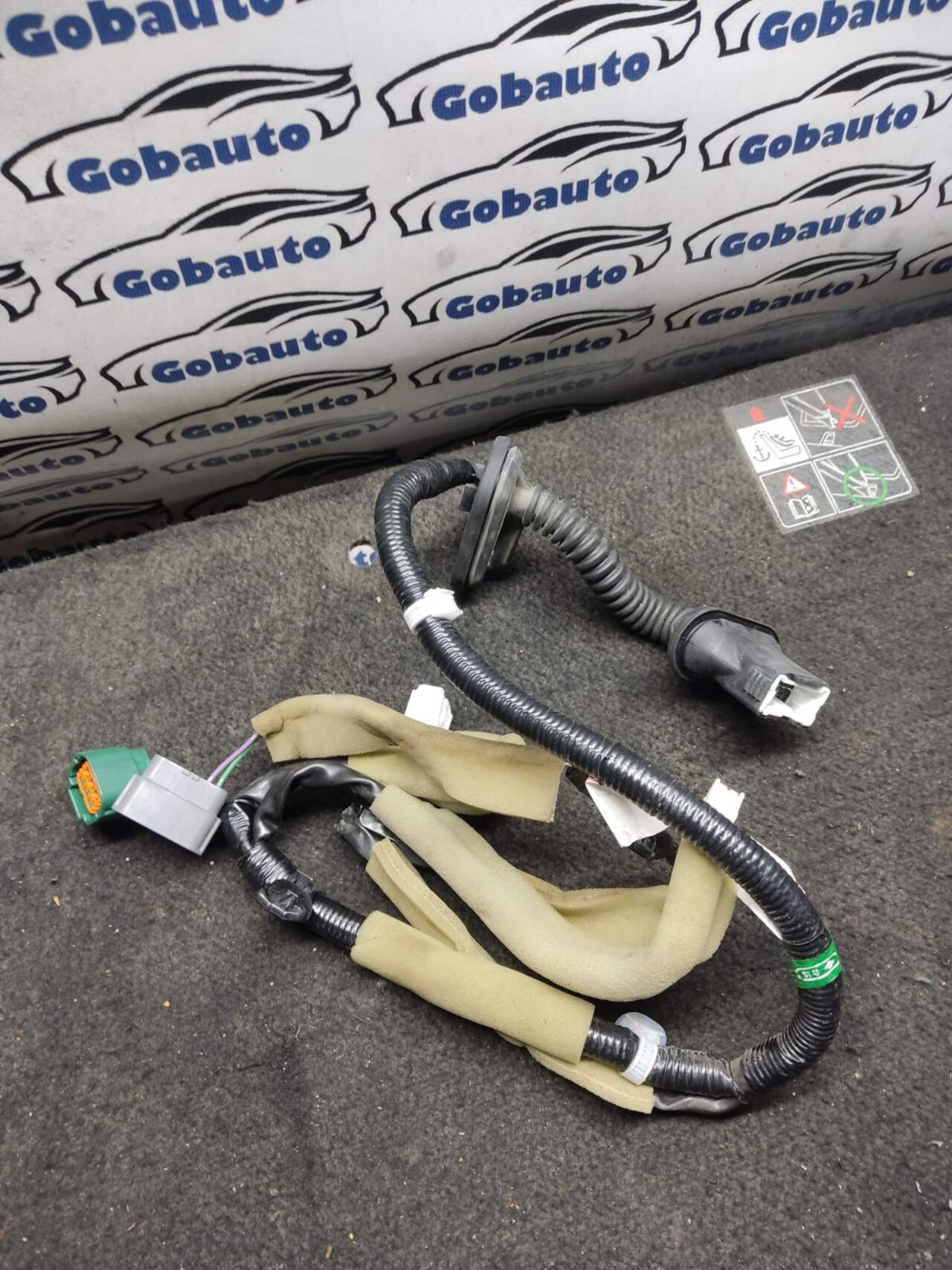 Б/У Проводка дверей задня права NISSAN LEAF 24126-3NF0A