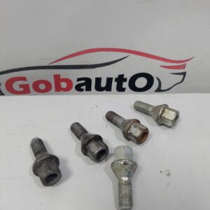 Б/У Болт колісний для металевих дисків M 12*1.5*20 RENAULT MEGANE III 7703003008